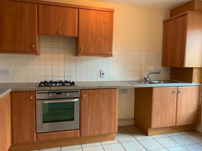 3 Bedroom Terraced House To Rent In Farnborough Close, Corby, NN18