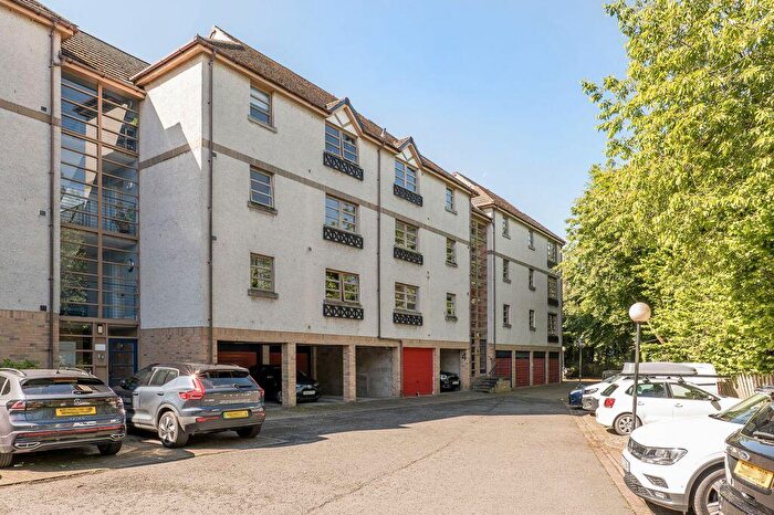 2 Bedroom Flat For Sale In / Grandville, Trinity, Edinburgh, EH6