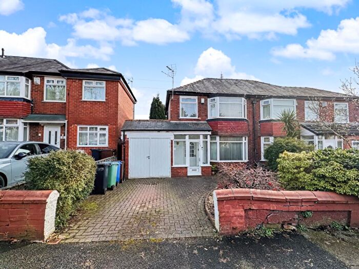 3 Bedroom Semi Detached House For Sale In Butterstile Lane, Prestwich, M25