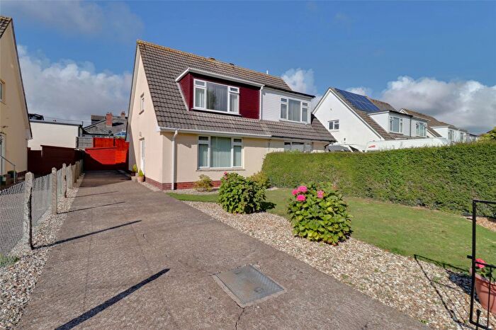 3 Bedroom Semi-Detached House For Sale In David Close, Braunton, Devon, EX33