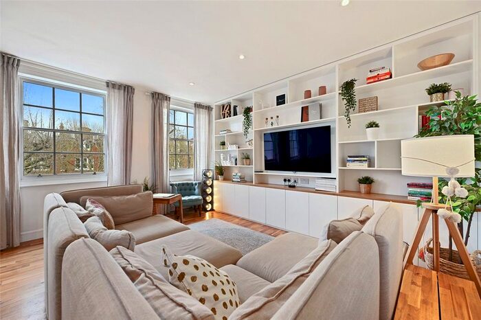 3 Bedroom Flat To Rent In King Street, Hammersmith, London, W6