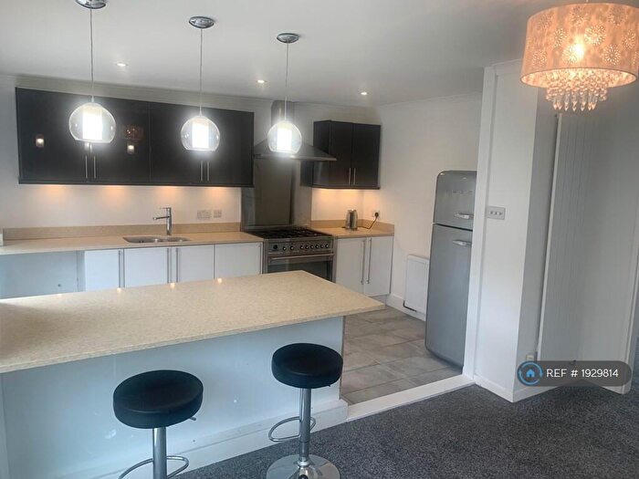 3 Bedroom Semi-Detached House To Rent In Harrison Close, Reigate, RH2