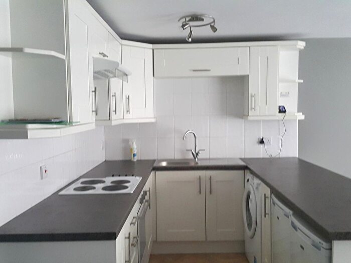 1 Bedroom Flat To Rent In Herald Close, Beeston, Nottingham, NG9