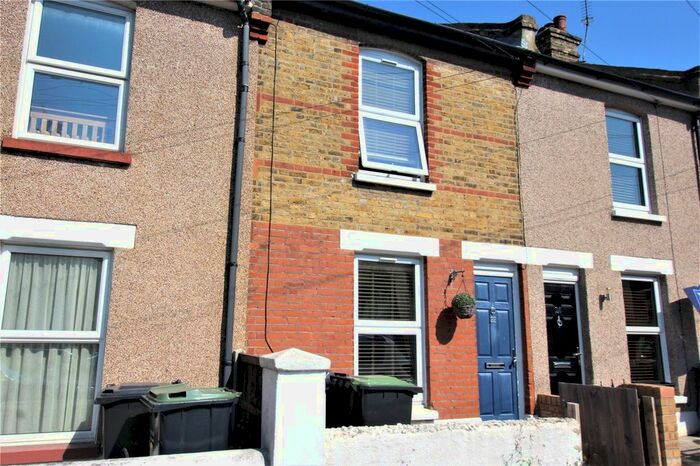 2 Bedroom Terraced House To Rent In Mead Road, Gravesend, Kent, DA11