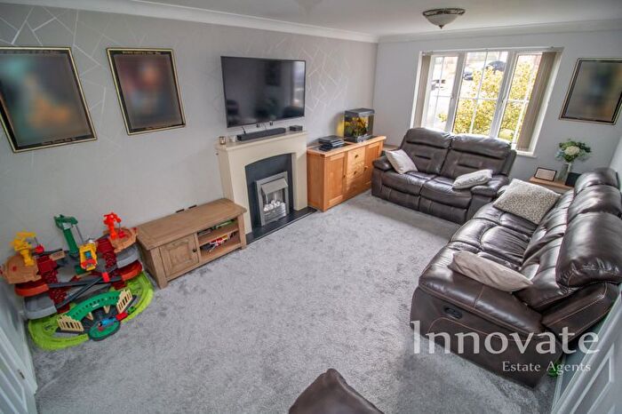 4 Bedroom Detached House For Sale In Mallen Drive, Tividale, Oldbury, B69