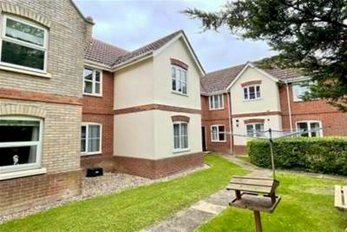 2 Bedroom Flat To Rent In Chandlers Court, Burwell, CB25