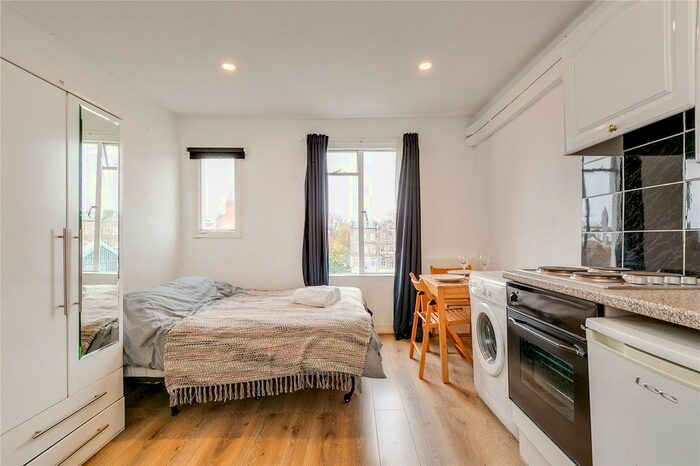 Studio To Rent In Penywern Road, Earls Court, SW5