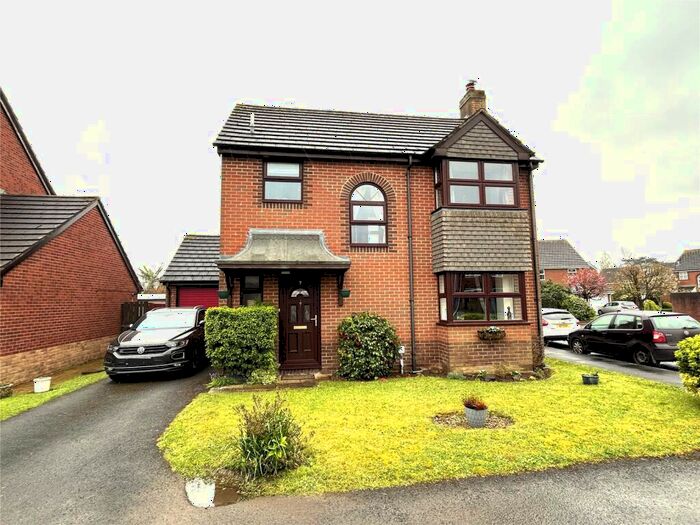 3 Bedroom Detached House To Rent In Blackthorn Avenue, Tiverton, Devon, EX16