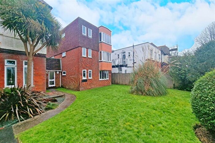 1 Bedroom Flat To Rent In Victoria Drive, Bognor Regis, PO21