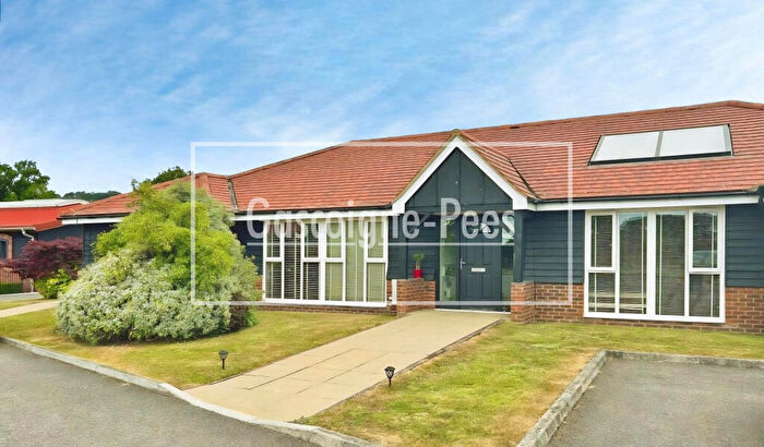 2 Bedroom Semi-Detached Bungalow To Rent In Dunsfold, Godalming, GU8