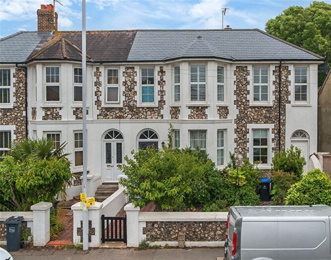 4 Bedroom Semi-Detached House For Sale In South Street, Tarring, Worthing, BN14