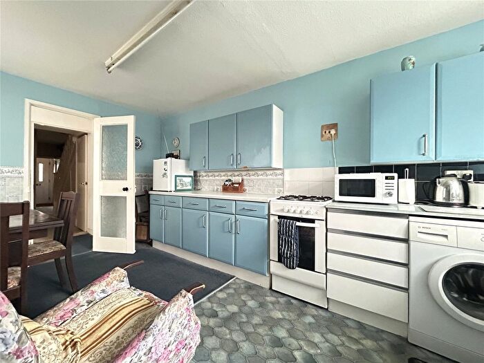 3 Bedroom Terraced House For Sale In Furnham Road, Chard, Somerset, TA20