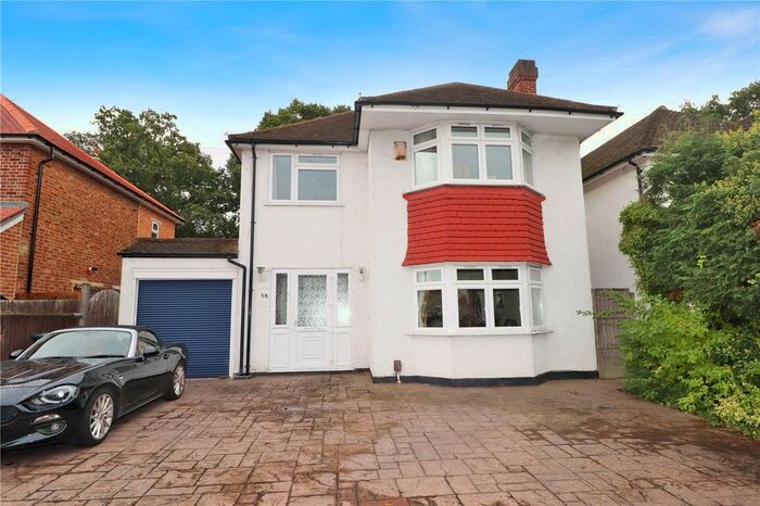 3 Bedroom Detached House To Rent In Bushey Way, Beckenham, BR3