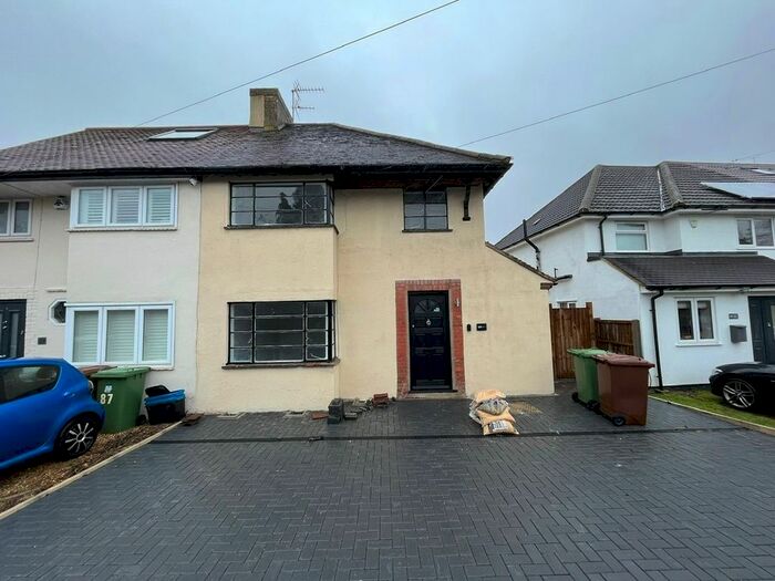 3 Bedroom Semi-Detached House To Rent In Gills Hill Lane, Radlett, Hertfordshire, WD7