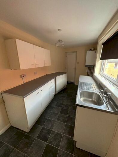 2 Bedroom Flat To Rent In Cardonnel Street, North Shields, NE29