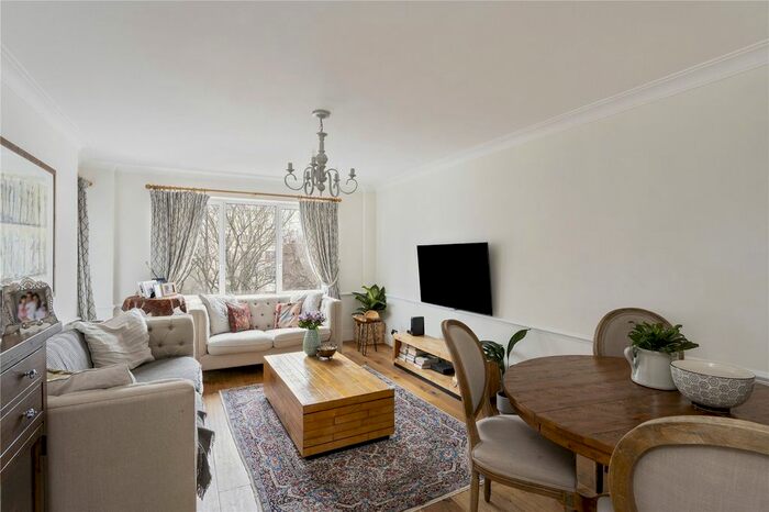 2 Bedroom Flat To Rent In Abbots House, St Mary Abbots Terrace, Holland Park, London, W14