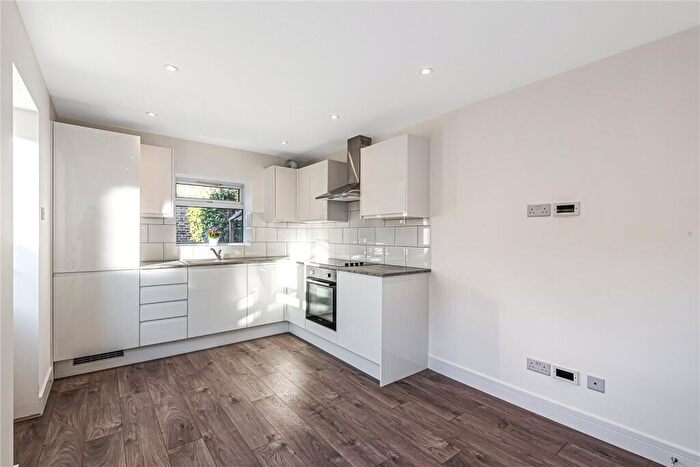 2 Bedroom Flat To Rent In Antill Road, Tottenham, London, N15