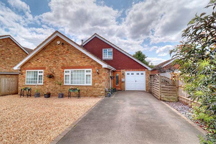 4 Bedroom Detached House For Sale In Green Lane, Stokenchurch, HP14