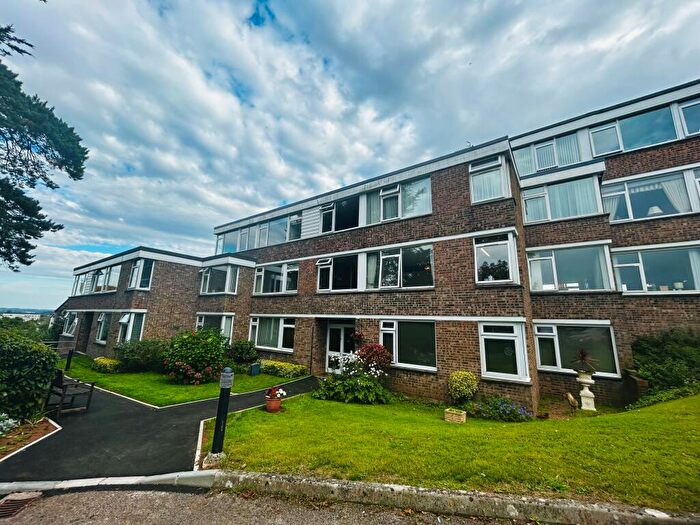 2 Bedroom Apartment To Rent In White Lodge Park, Portishead, BS20