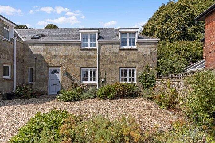 3 Bedroom House For Sale In St. James Street, Shaftesbury, SP7