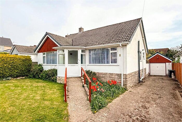 2 Bedroom Bungalow For Sale In Caird Avenue, New Milton, Hampshire, BH25