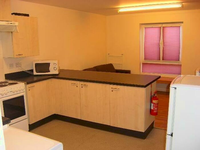 1 Bedroom Flat To Rent In Gwennyth House, Flat, Room, Gwennyth Street, Cathays, CF24