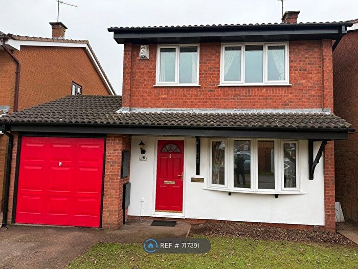 3 Bedroom Detached House To Rent In Sidcup Close, Bilston, WV14