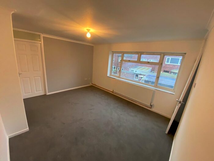 1 Bedroom Maisonette To Rent In Long Banks, Harlow CM18