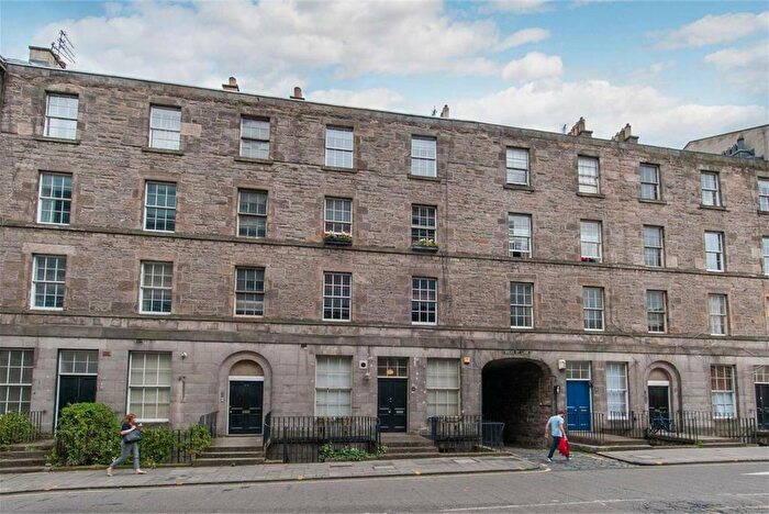1 Bedroom Flat To Rent In East Fountainbridge, Edinburgh, EH3