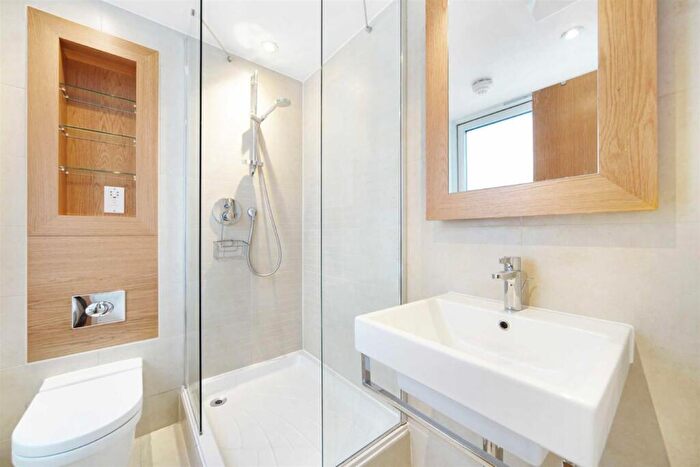 2 Bedroom Apartment To Rent In Allsop Place, Marylebone, London, NW1