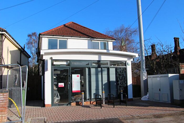 2 Bedroom Apartment To Rent In Kings Hedges Road, Cambridge, Cambridgeshire, CB4