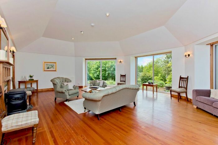 3 Bedroom Semi-Detached House For Sale In Lumbo Farm Steadings, St Andrews, KY16