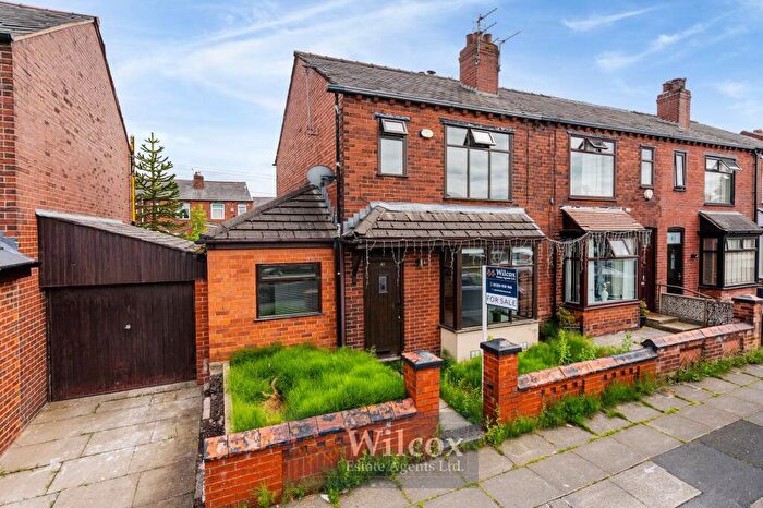 3 Bedroom Terraced House For Sale In Maldwyn Avenue, Bolton, BL3