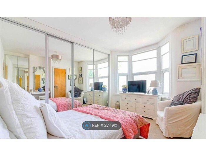 7 Bedroom End Of Terrace House To Rent In Michigan Avenue, Manor Park, E12