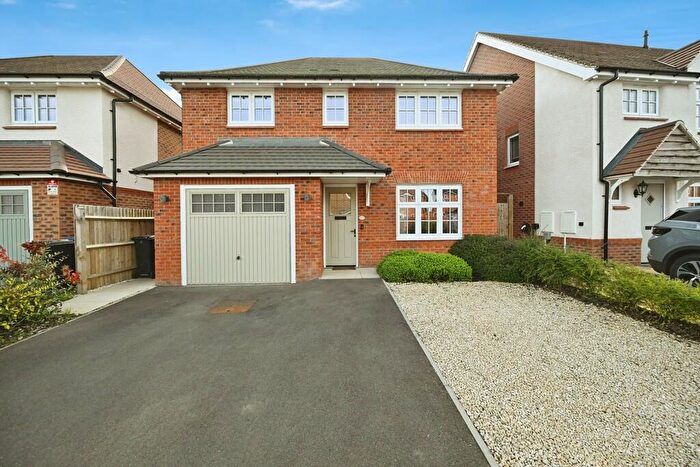 4 Bedroom Detached House For Sale In Great Brook Ground, Houlton, CV23