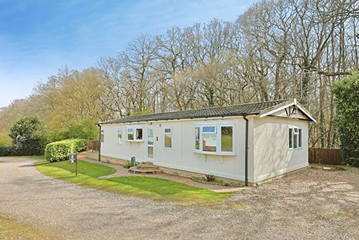 2 Bedroom Park Home For Sale In Merry Hill Country Park, Honingham, Norwich, NR9