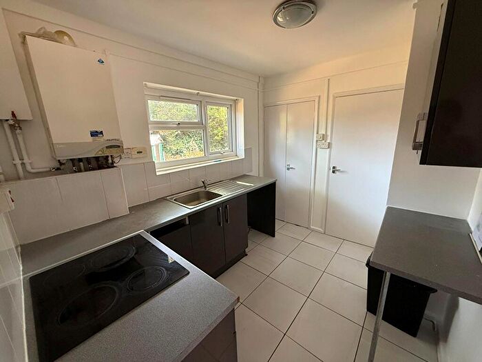 1 Bedroom Flat To Rent In Townsend Avenue, Dudley, DY3