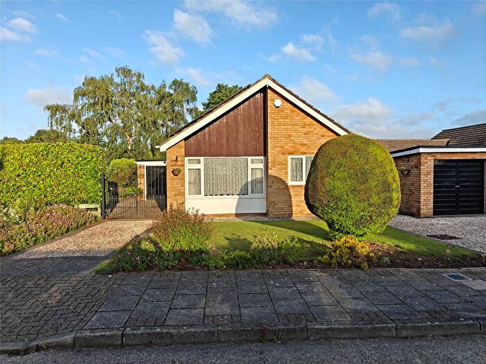 3 Bedroom Bungalow For Sale In Malan Close, Westerham, Kent, TN16
