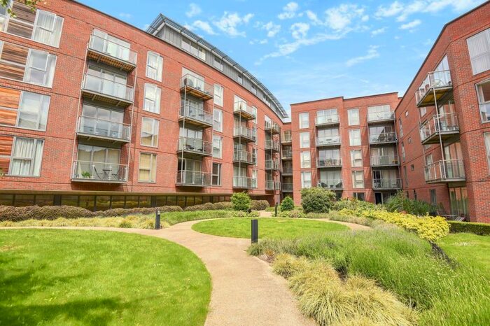 1 Bedroom Apartment To Rent In Sunbury, Surrey, KT12