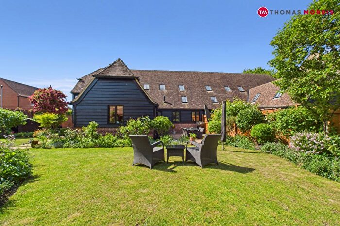 5 Bedroom Semi-Detached House For Sale In Hampton Close, Fenstanton, Huntingdon, Cambridgeshire, PE28