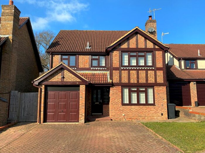 5 Bedroom Detached House To Rent In Oakfield Way, Bexhill-On-Sea, TN39