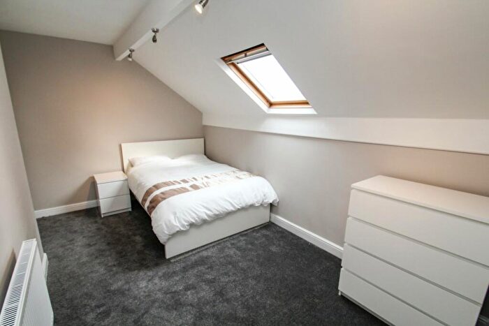 1 Bedroom House To Rent In Mitford Road, Leeds, West Yorkshire, LS12