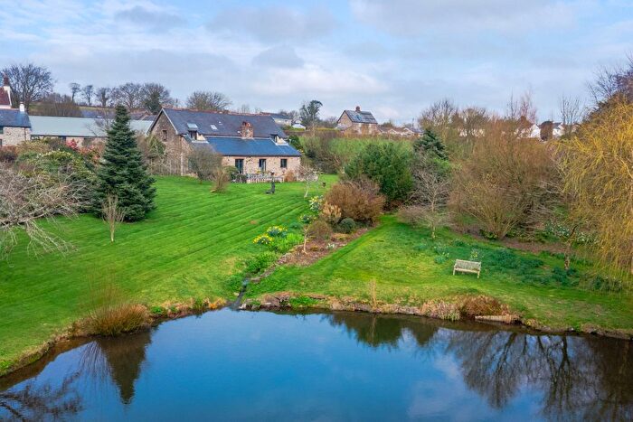5 Bedroom Detached House For Sale In Pound Barn, West Buckland, EX32