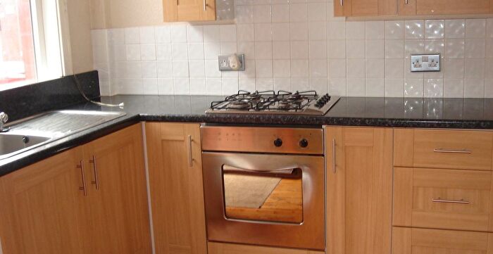 2 Bedroom Property To Rent In Beamsley Place, LS6