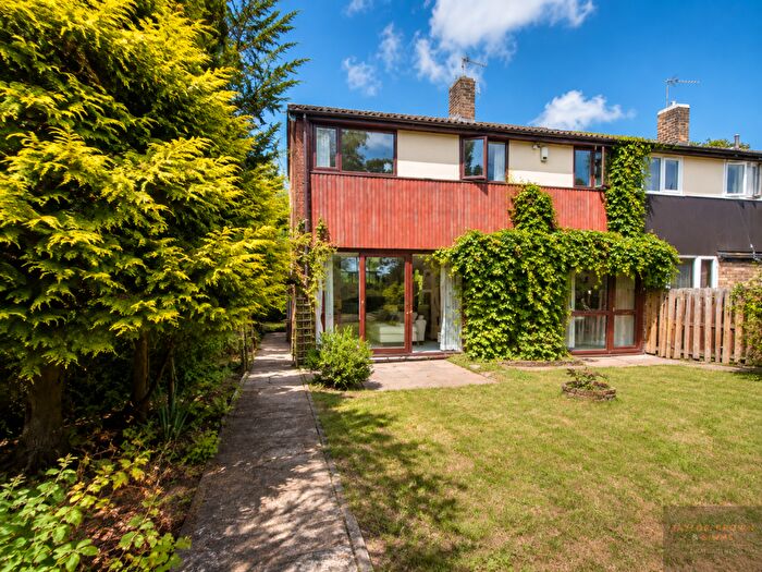 3 Bedroom End Of Terrace House To Rent In Starthe Bank, Heanor, Derbyshire, DE75