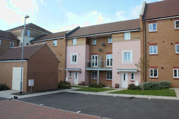 2 Bedroom Town House To Rent In Azov Close, Horfield, Bristol, BS7