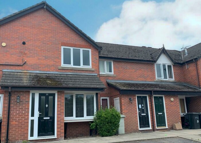 2 Bedroom Apartment To Rent In Tynedale Close, Macclesfield., SK11