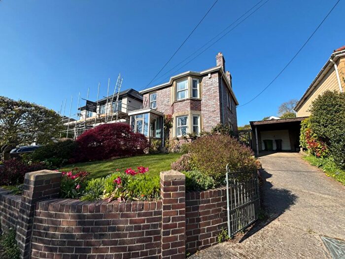 3 Bedroom Detached House For Sale In Bristol Road, Radstock, Somerset, BA3