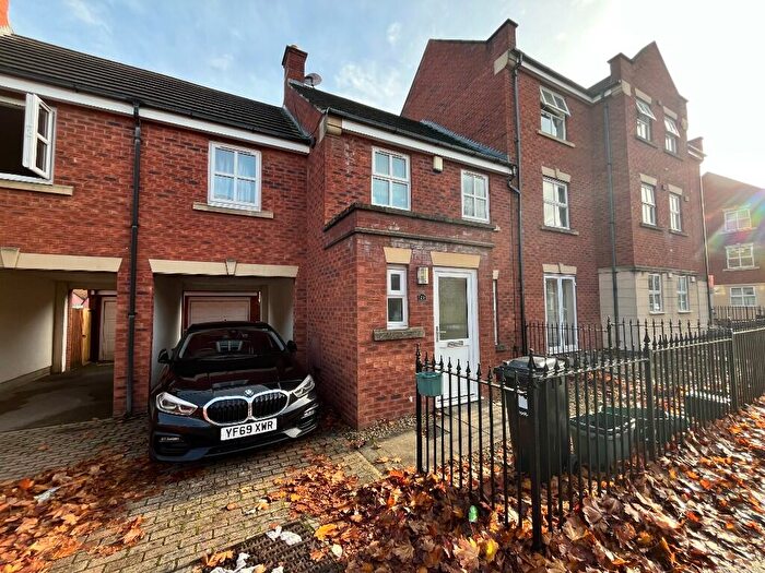 4 Bedroom Terraced House To Rent In Wright Way, Bristol, [aVE], BS16