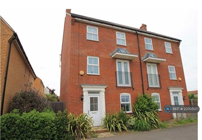 4 Bedroom Semi-Detached House To Rent In Plover Road, Minster On Sea, Sheerness, ME12